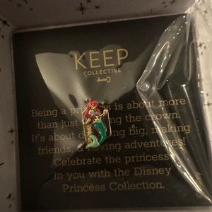 NIB-Disney Keep Collective Ariel Charm